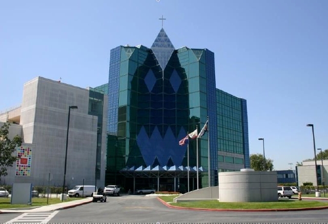El centro médico sirve a los residentes del sureste del condado de LA.