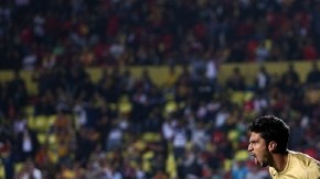 Eduardo Herrera  anotó dos goles para  Pumas.