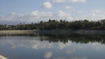 Los Ángeles tiene reservas de agua gracias en parte al embalse de Silver Lake.