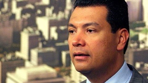 Secretario de Estado de California Alex Padilla.