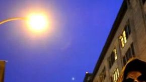 En el Vilage el Halloween se celebra a lo grande con desfile, música y concursos de disfraces.