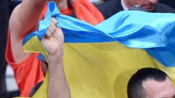 El ucraniano dominó el boxeo en su división.