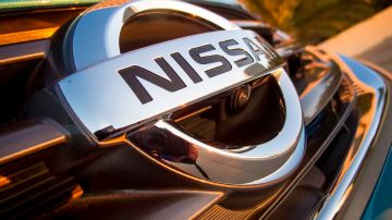 Nissan informa ya a los compradores del retiro.