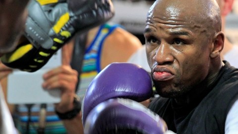 El declarado mejor boxeador libra por libra del mundo, el invicto Floy Mayweather Jr.
