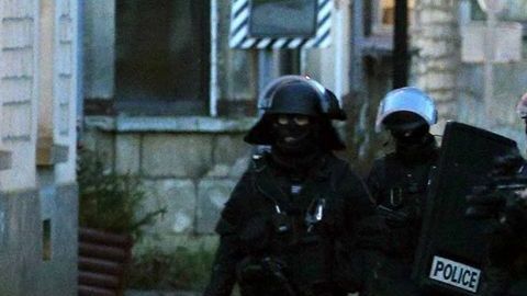 Agentes se encuentran en las proximidades de Villers Cotterêts, en la región de Picardía, al noreste de París.