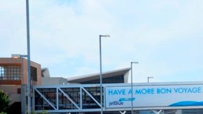 El jefe policíaco Gannon aseguró que los oficiales del LAX, que son independientes del LAPD, reciben entrenamiento a diario para cualquier eventualidad.