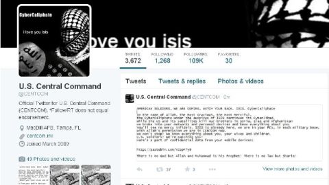Captura de la página de la cuenta de Twitter del Comando Central de EEUU, encargado de las operaciones en Irak y Siria, que fue pirateada por un grupo de hackers supuestamente vinculado al Estado Islámico. En ella, publicaron mensajes extremistas y los datos personales de miembros del Pentágono. El grupo, que se hace llamar el "CyberCaliphate".