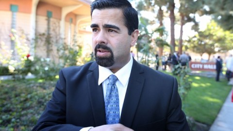 Daniel Crespo fue baleado por su esposa el 30 de septiembre del 2014, supuestamente luego de que golpeó a su hijo.