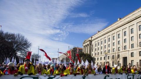 Grupos antiaborto marcharon el jueves en Washington.