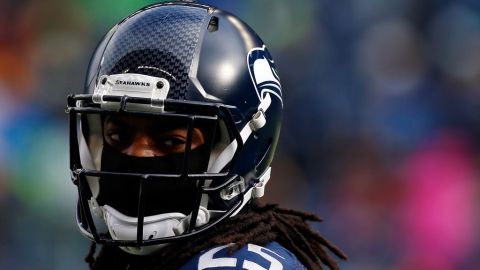 Sherman cree que existe conflicto de intereses entre el comisionado de la NFL y el dueño de los Patriots.