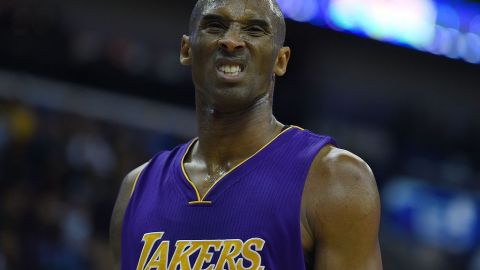 Kobe Bryant durante el partido de su lesión, ante los Pelicans de Nueva Orléans.