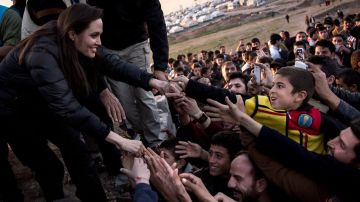 Angelina quedó devastada ante lo que vio en el campo de refugiados en Irak.