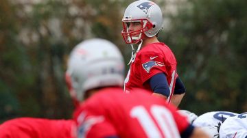 Tom Brady y compañía saldrán a terreno de juego a despejar las dudas que giran alrededor del equipo de Nueva Inglaterra.
