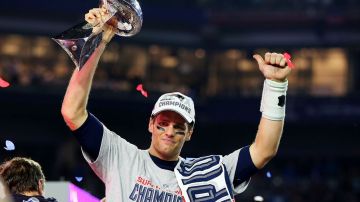 Brady lanzó 37 pases para imponer una nueva marca en Super Bowl.