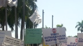 Grupos nacionalistas se oponen a la inmigración haitiana.
