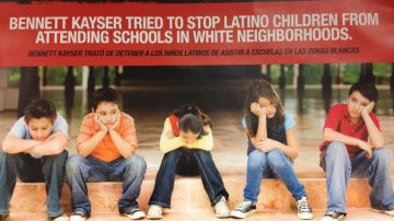 El folleto fue repartido a los votantes del Distrito 5 del Distrito Escolar de Los Ángeles.