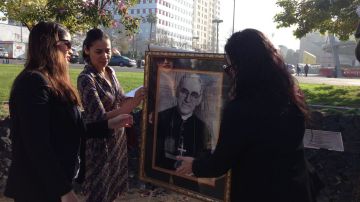 El 35 aniversario del martirio de Monseñor Oscar Arnulfo Romero llega con celebraciones en universidades y en parques de Los Ángeles.