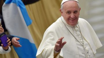 El Papa Francisco lamenta la situación de los migrantes que arriesgan su vida para llegar a EEUU.