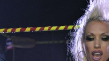 Lucha Vavoom regresa al Mayan Theatre.