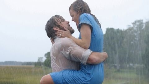 Relájate en tu sofá con tu pareja disfrutando alguno de estas cintas.