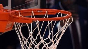 LaVine vistió una camiseta de "Su Majestad" y cumplió con las expectativas.