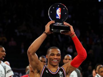 Russell fue elegido el MVP del partido e impuso nueva marca al medio tiempo en Partido de las Estrellas con 27 puntos.
