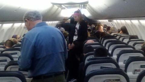 Foto tomada a bordo del avión de Alaska Airlines.