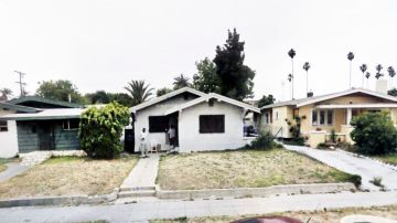 La vivienda ubicada en 1233 west 52nd St en el Sur de Los Ángeles es una de las clausuradas por vender drogas.