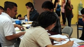 USCIS ha alquilado una oficina en un rascacielos en Crystal City que servirá como centro de procesamiento de solicitudes para DACA.