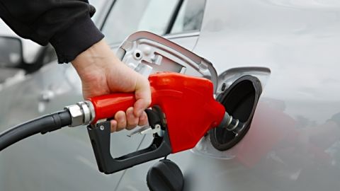 La gasolina  subió 22 centavos en 22 días.