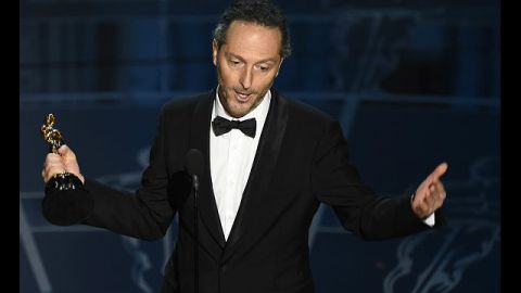 "Esto es extraordinario", dijo Lubezki sobre el escenario del Teatro Dolby.