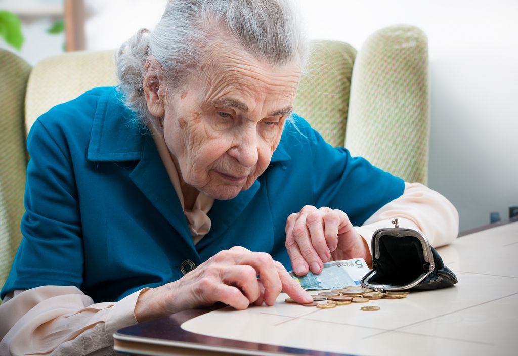 Son muchas las abuelas que, después de una vida de trabajo, reciben una jubilación que apenas les alcanza para sobrevivir.