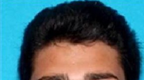 Henry Gevorgyan, de 21 años, fue identificado como el posible conductor que causó la muerte de dos hombres.