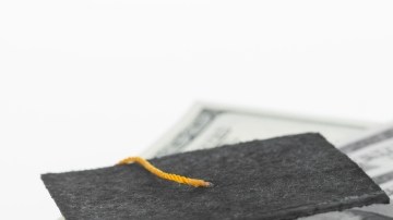 Créditos y deducciones para estudiantes  alivian el coste de los estudios