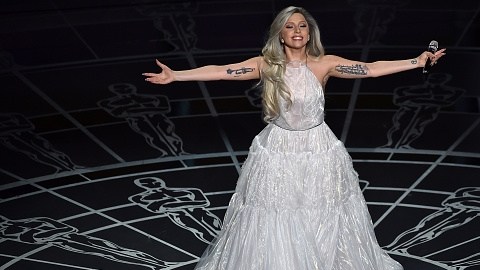 Gaga dio un homenaje al musical 'Sonrisas y Lágrimas'.