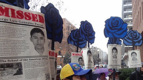 La intención de los participantes es que la CIDH presione al gobierno mexicano para que rinda cuentas por los normalistas.