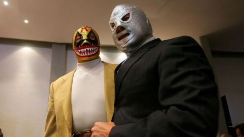 No todos los luchadores pueden acceder a un seguro de gastos médicos
mayores. El Hijo del Santo es uno de los afortunados.