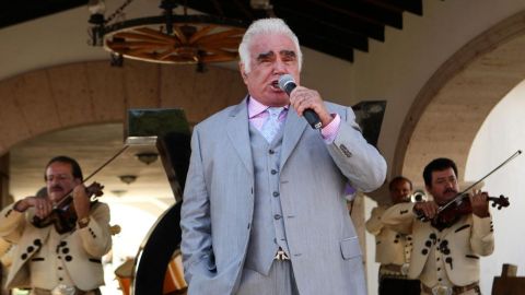 El equipo médico espera dar de alta a Vicente Fernández pronto.