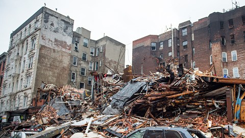 Los rescatistas siguen buscando a personas desaparecidas.