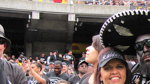 Los Raiders recibirán en pretemporada a los Carneros de San Luis el 14 de agosto en Oakland.