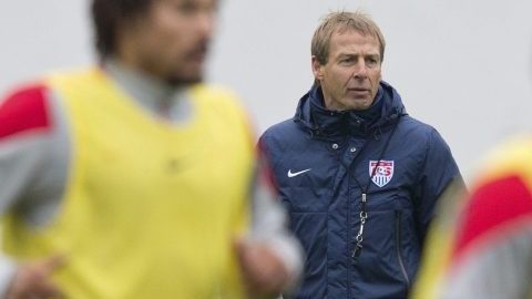 Jurgen Klinsmann, técnico de Estados Unidos, aún tiene difusa la lista de 23 que irán a Brasil. Foto: Efe