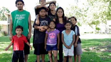 Las familias latinas son numerosas en lugares rurales como Fresno y los menores de 4  años es el grupo menos contado. (Archivo)