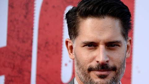 Joe Manganiello comparte lo difícil que fue superar el alcoholismo.