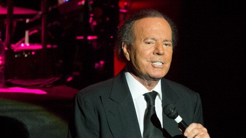 Iglesias presentó su álbum ‘México & Amigos’.