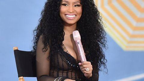 En presentaciones recientes, Nicki Minaj no ha dejado de lucir sexy y con ropa transparente pero sin señal de embarazo.