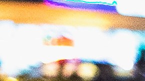 Un manifestante en Ferguson confronta a un integrante de los Oath Keepers, un grupo armado de civiles.