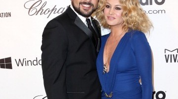 La parejita conformada por Gerardo Bazúa y Paulina Rubio está más estable que nunca.