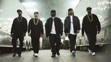 De izq. a der.: MC Ren (Aldis Hodge), DJ Yella (Neil Brown, Jr.), Eazy-E (Jason Mitchell), Ice Cube (O'Shea Jackson, Jr.) y Dr. Dre (Corey Hawkins) los personajes principales de 'Straight Outta Compton'.