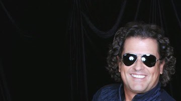 El boricua Marc Anthony y el colombiano Carlos Vives compartirán el mismo escenario durante la parada en el Allstate Arena el 25 de septiembre.