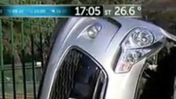 Así quedó uno de los vehículos involucrados en el percance.